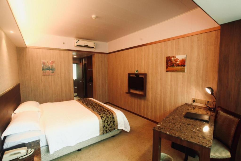 My Pleasant Hotel Шънджън Екстериор снимка
