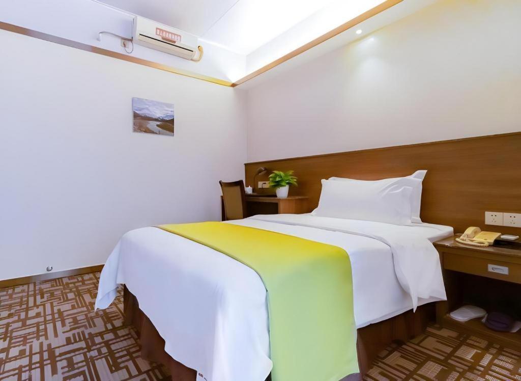 My Pleasant Hotel Шънджън Екстериор снимка