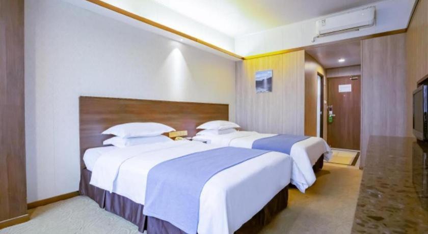 My Pleasant Hotel Шънджън Екстериор снимка