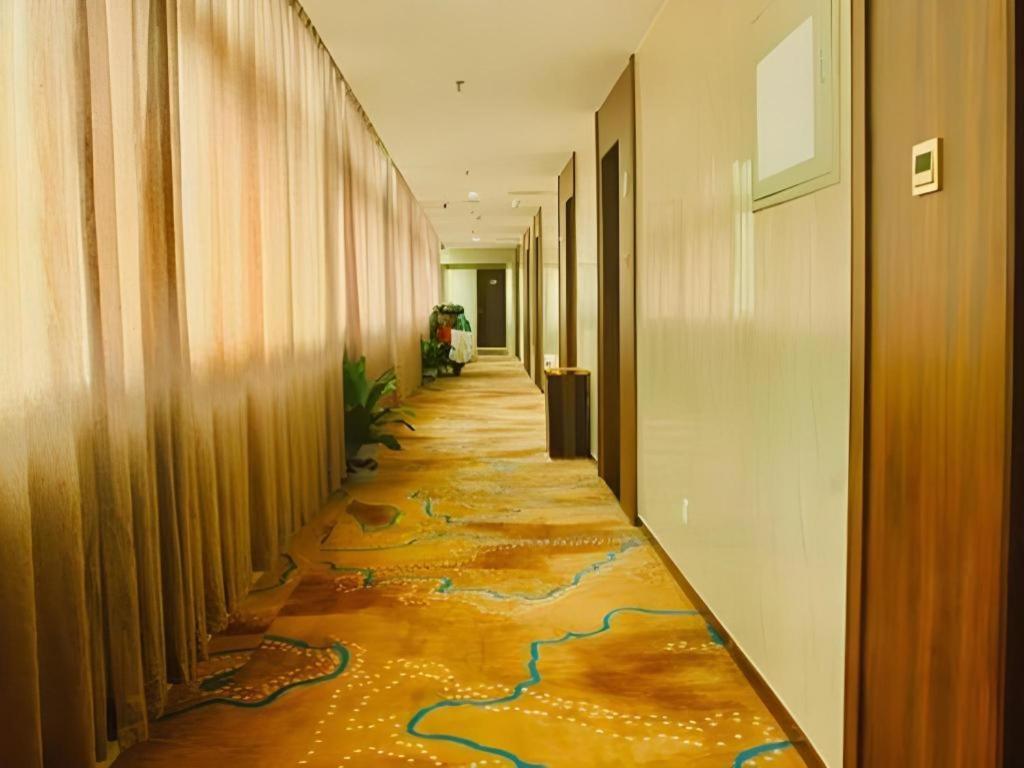 My Pleasant Hotel Шънджън Екстериор снимка